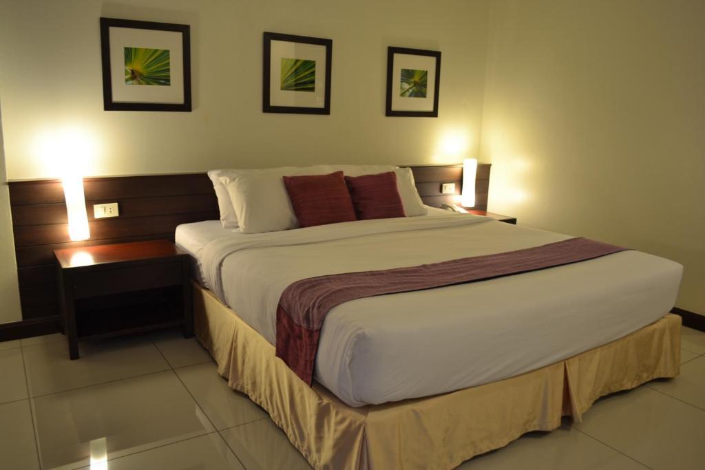 Grand Hotel Pattaya Room photo